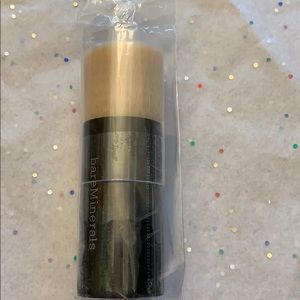 IT COSMETICS BEAUTIFUL FINISH FOUNDATION BRUSH